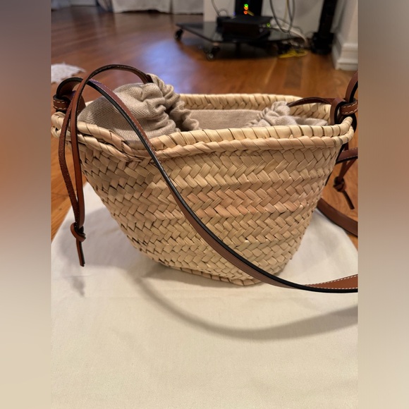 Loewe Paula's Ibiza leather-trimmed raffia bucket bag. Gently Used $690 - Picture 9 of 13